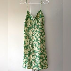 Green flower pattern dress